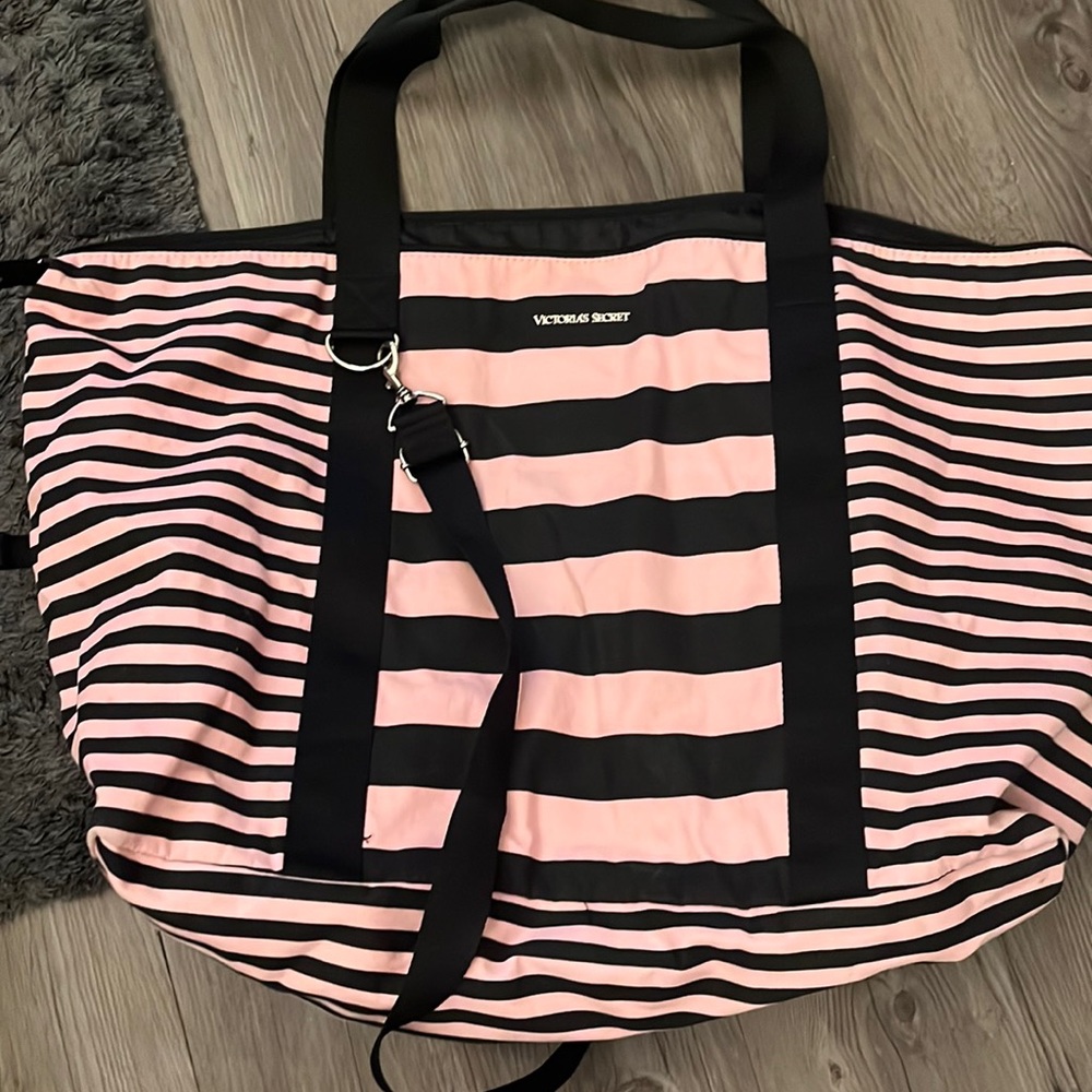 Victoria’s Secret tote bag